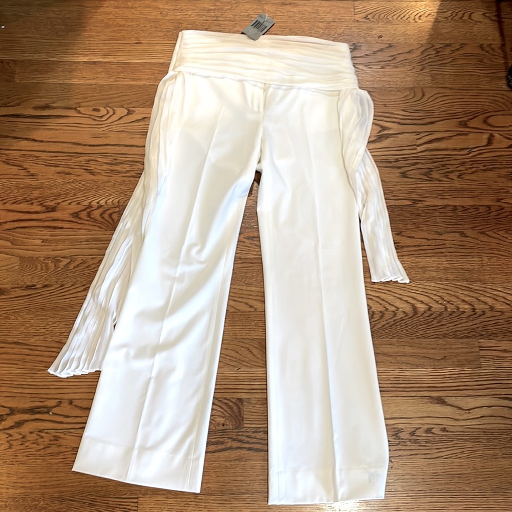 NWT Guess Collection White wide leg pants with built in sash tie size 4